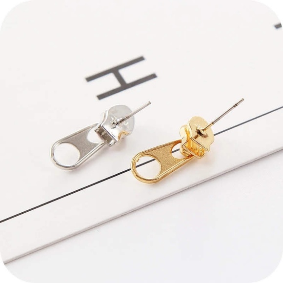 Gold-Tone '80s-Style Punk Metal Rocker Zipper Stud Earrings - Brand-New! 🤘✨ - Picture 12 of 13